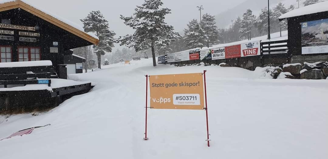 Langrennsløypene på Bondalseidet vert trakka framover og i påska. Følg med på Skisporet.no Husk SMITTEVERNREGLANE!!